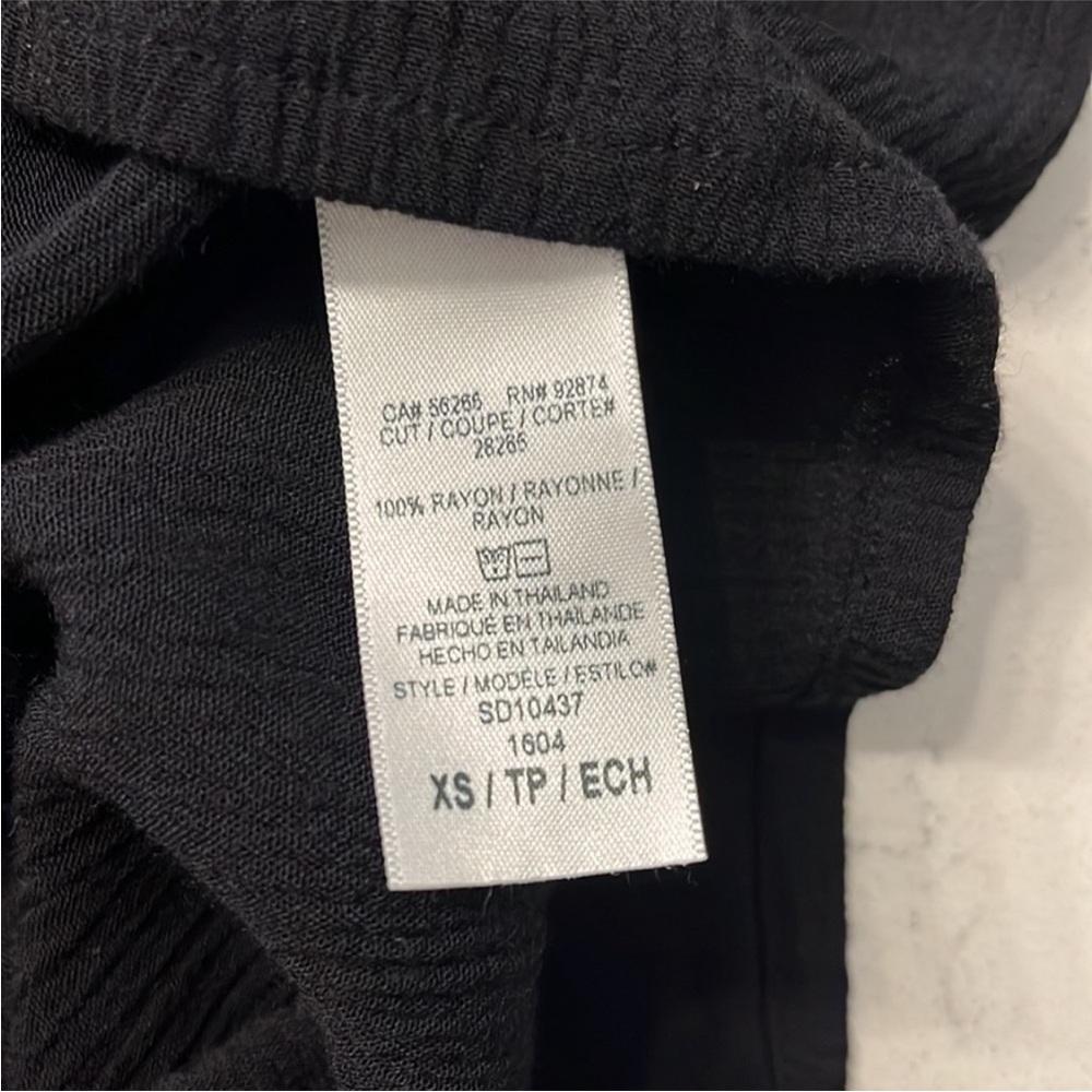 Gently Used Splendid Womens Solid Black Scoop Nec… - image 6